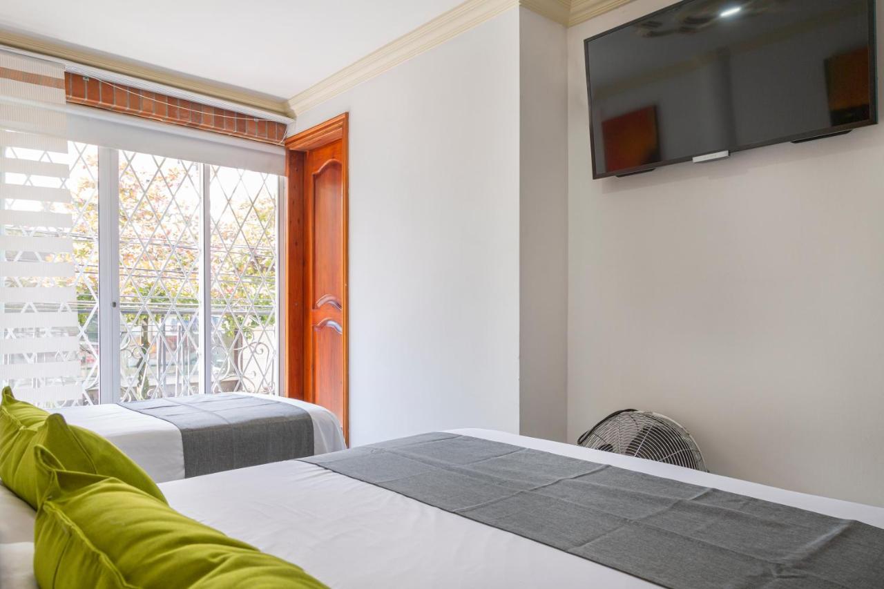 Hotel Boutique Laureles Home - Ayenda 1258 (Adults Only) Medellín Zewnętrze zdjęcie