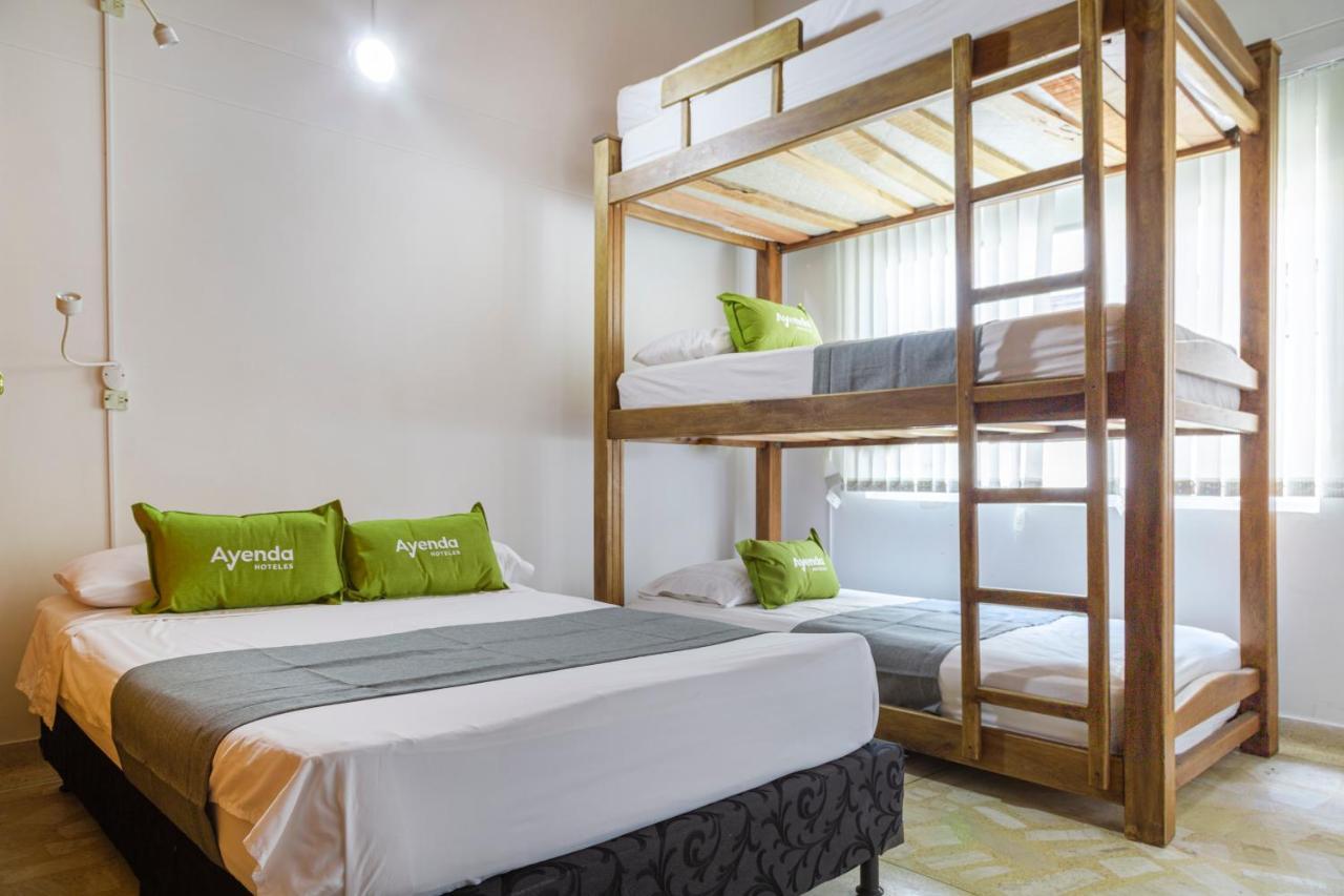 Hotel Boutique Laureles Home - Ayenda 1258 (Adults Only) Medellín Zewnętrze zdjęcie